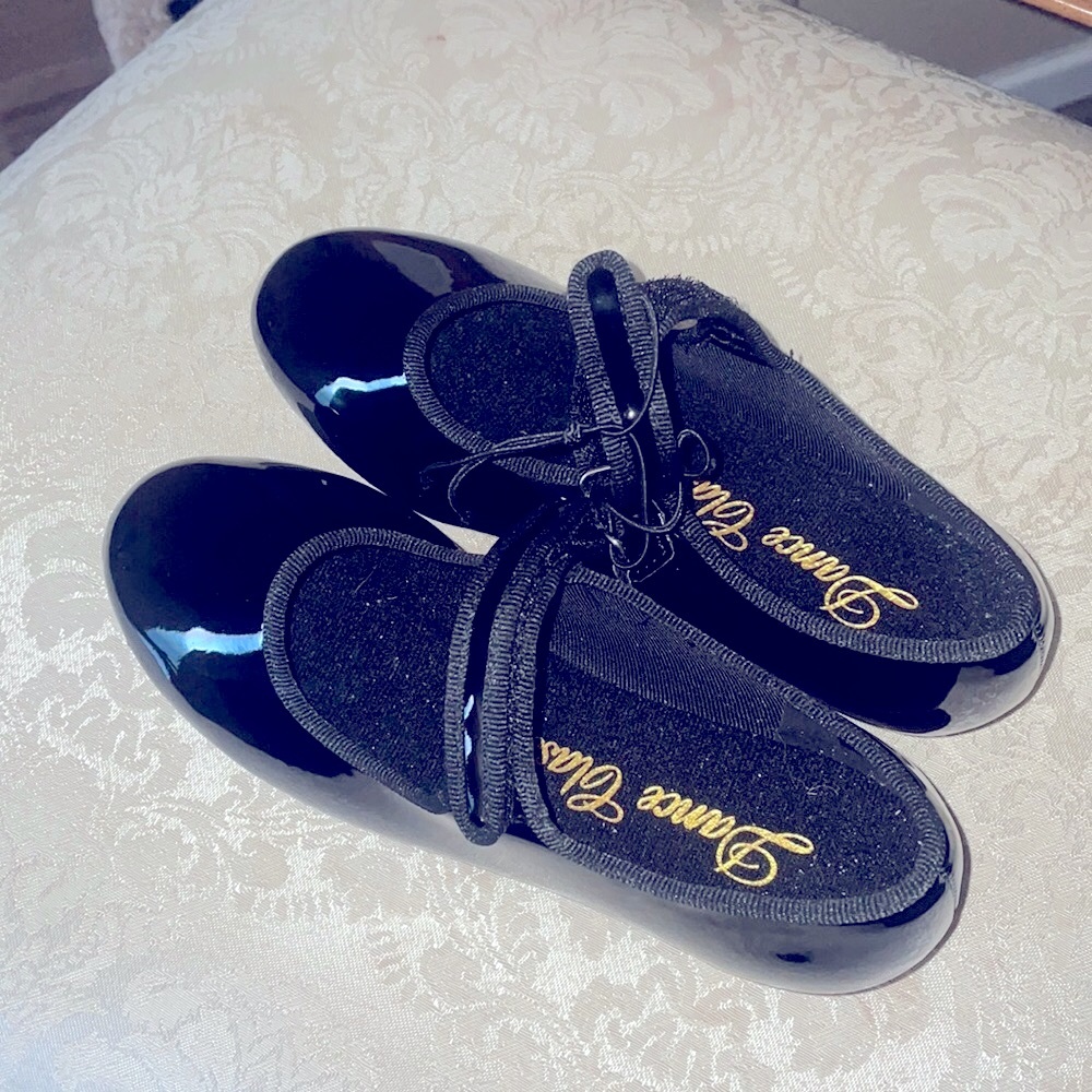 New Tap shoes for Dance class black patent leather size 1.5 kids dance s…